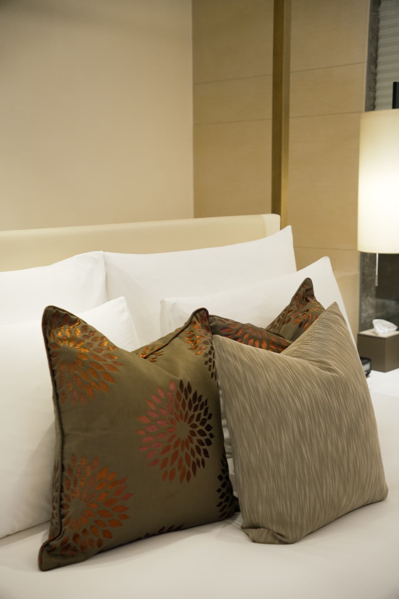 Siam Kempinski Bangkok — 102